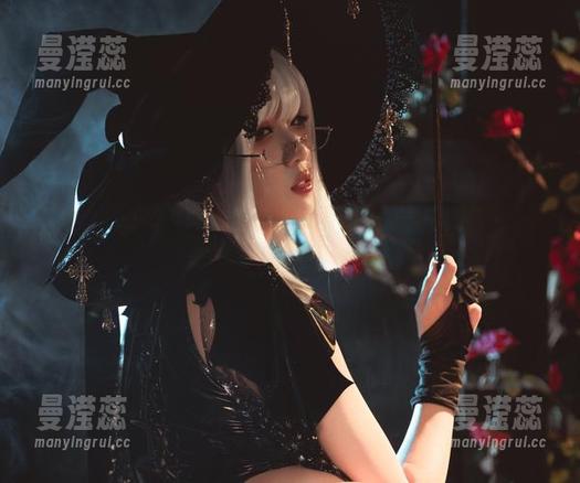 想看龙虾女仆咋搞怪？来瞧瞧瓦斯塔亚小龙虾的私拍合集！