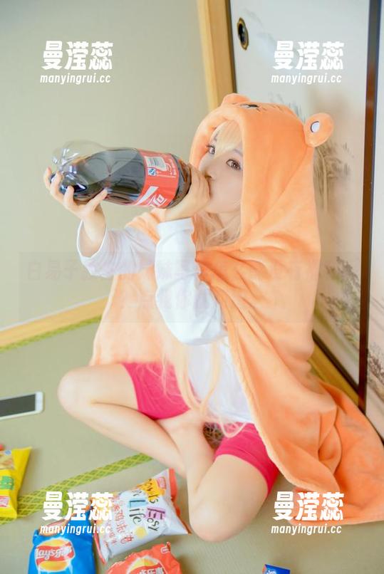 白易子教主的妹妹写真怎么能没有福利呢？点我你就知道。