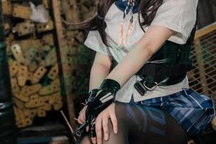 白莉爱吃巧克力最新写真，精选系列有没有那么温柔了？！