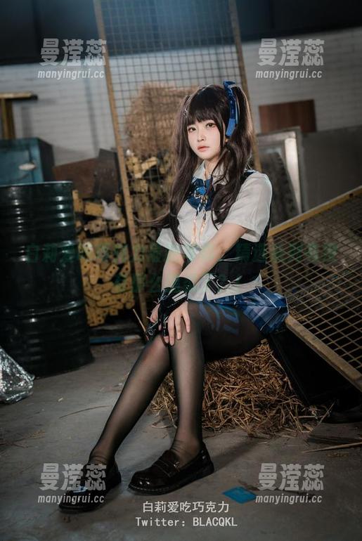 白莉爱吃巧克力最新写真，精选系列有没有那么温柔了？！