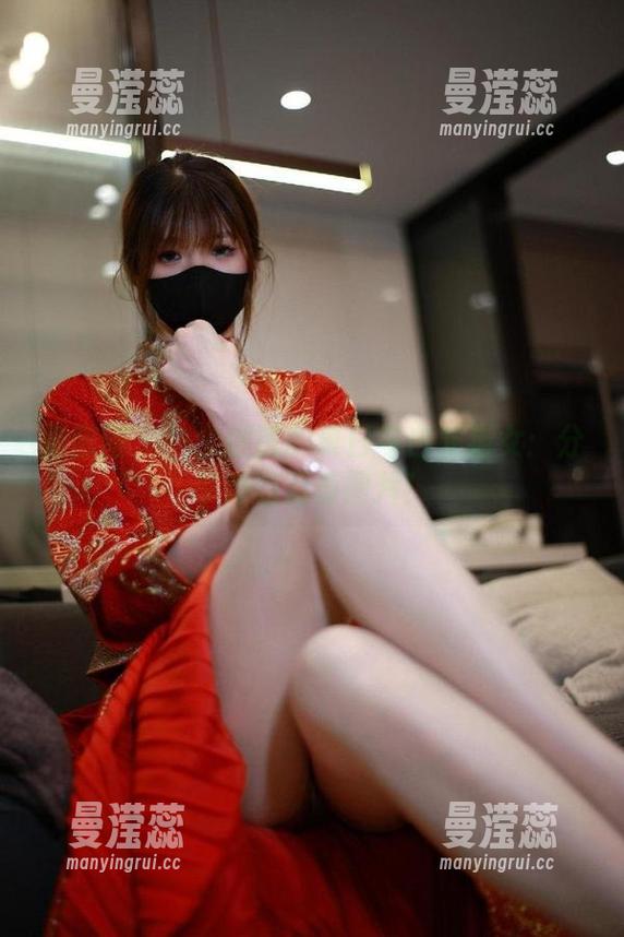 微密圈 - 一个懒散的夏日与白龙猫女：分享她的清凉图片！