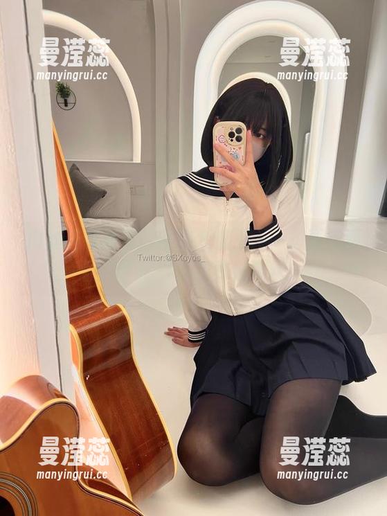 肉丝连衣裙下的眼酱大魔王w，想要免费图片？你得准备好被惊艳！