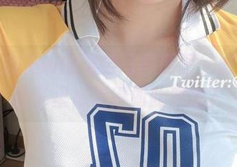 眼酱大魔王w的黑色写真原图，怎么在我脑子里徘徊得如此紧密？