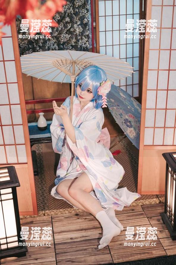 就是这么奇怪，神沢永莉的香草芋泥作品让我对“甜腻”有了新的理解，快来那什么吧。