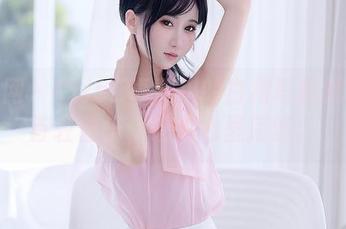 秀人网 – Cris_卓娅祺的白裙写真就像一首轻音乐，让人心里荡漾。