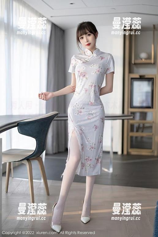 秀人网 - 破例分享一下：冯木木高清资源！要不是因为圣诞，真不知道他套红色袜子有多好看！
