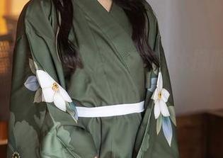 秀人网 – 有了唐翩翩的定制体操服，谁还在乎别的？