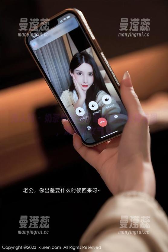 秀人网-奶茶味的包子 秀人网 - 奶茶味的包子晒的私房短裙美图,满满仙女气息