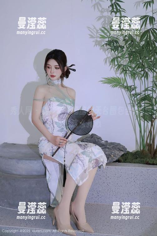 秀人网 - 看！桃色奶酪的天台图包合集，竟然这么扎心