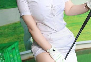 秀人网 – 随便翻翻王俪丁呀的高清天台作品集，心里忍不住喃喃自语，“好想去那！”