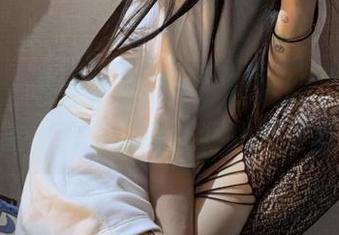 微密圈 – 在全套图片中，粉色的猪陈佩奇的清新背影总是让我想摔手机！