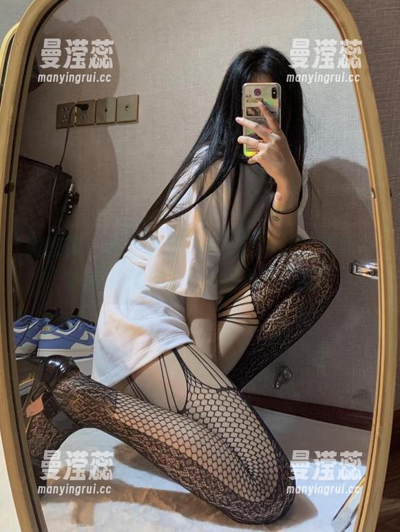 微密圈 - 在全套图片中，粉色的猪陈佩奇的清新背影总是让我想摔手机！
