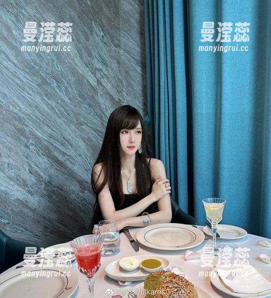 无敌纤细的腐团儿Ikaros高跟鞋全集，得说，下次我多带点纸巾，免得一看到就流口水……