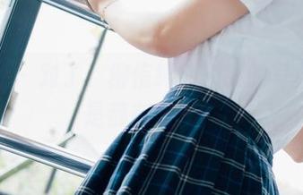 菠萝社 – 对了，柳侑绮剑道女的写真是不是都在炫技？