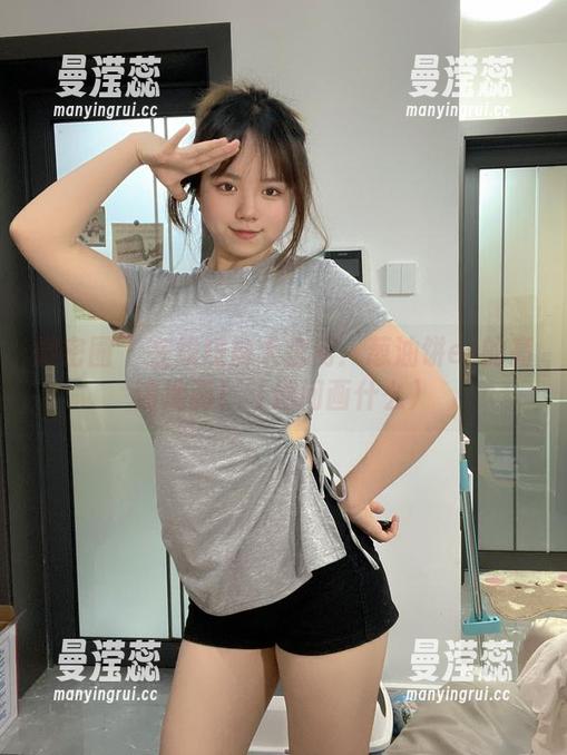 微密圈 - 在线短裤大盘问：葱油饼er的高清油画！（别问画什么）