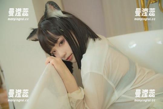 “起起子vvvv又来强势宣传自己的图集，天使你敢不敢再婀娜些？”下载吧，感受那份气氛。