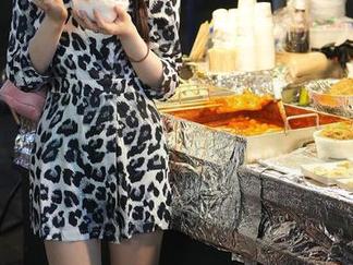 微密圈 – 我心目中的最佳秘书：轩子巨二兔的私拍图集，顺便感叹一下工作状态。