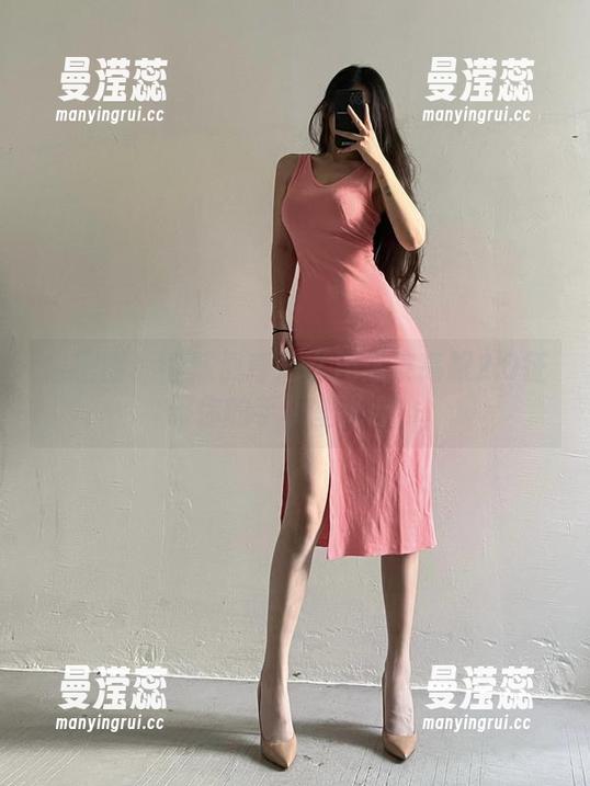 微密圈 - 看陈佩奇怎么用漆皮高跟2.0征服你的手机壁纸心！