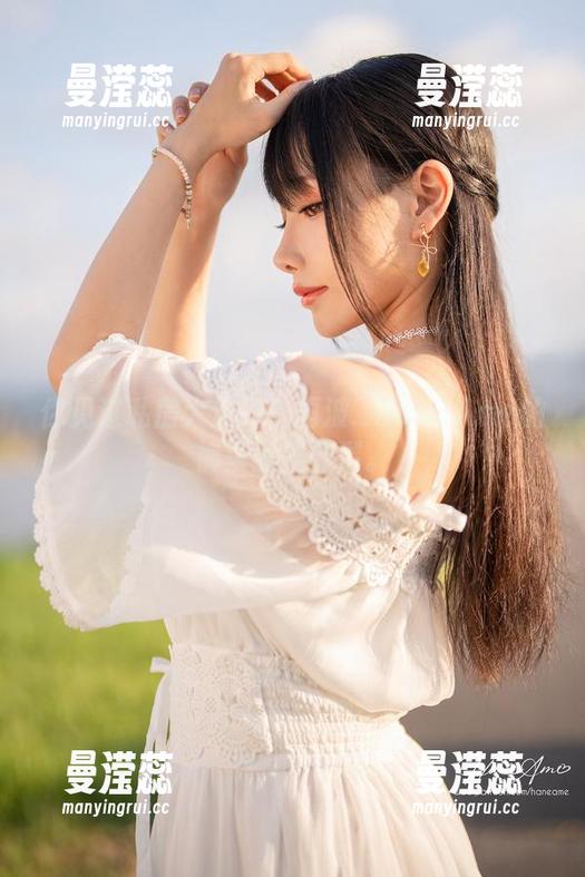 你见过私房大作吗？雨波_HaneAme的裤里丝照炸裂。