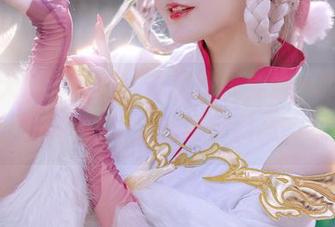 露儿大魔王瑜伽，高清壁纸就像…哎呀，又是那种感觉，潮流不再飘扬的时刻。