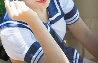 青豆客 – 莫雅淇的少女图包，别跟我说你不心痒