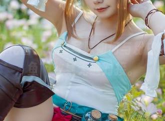 麻花麻花酱：定制写真如何与粉白的“钓鱼”效果无缝对接。