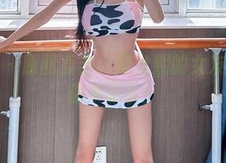 微密圈 – 原图直击：黎允熙的女友在线等你来评价！
